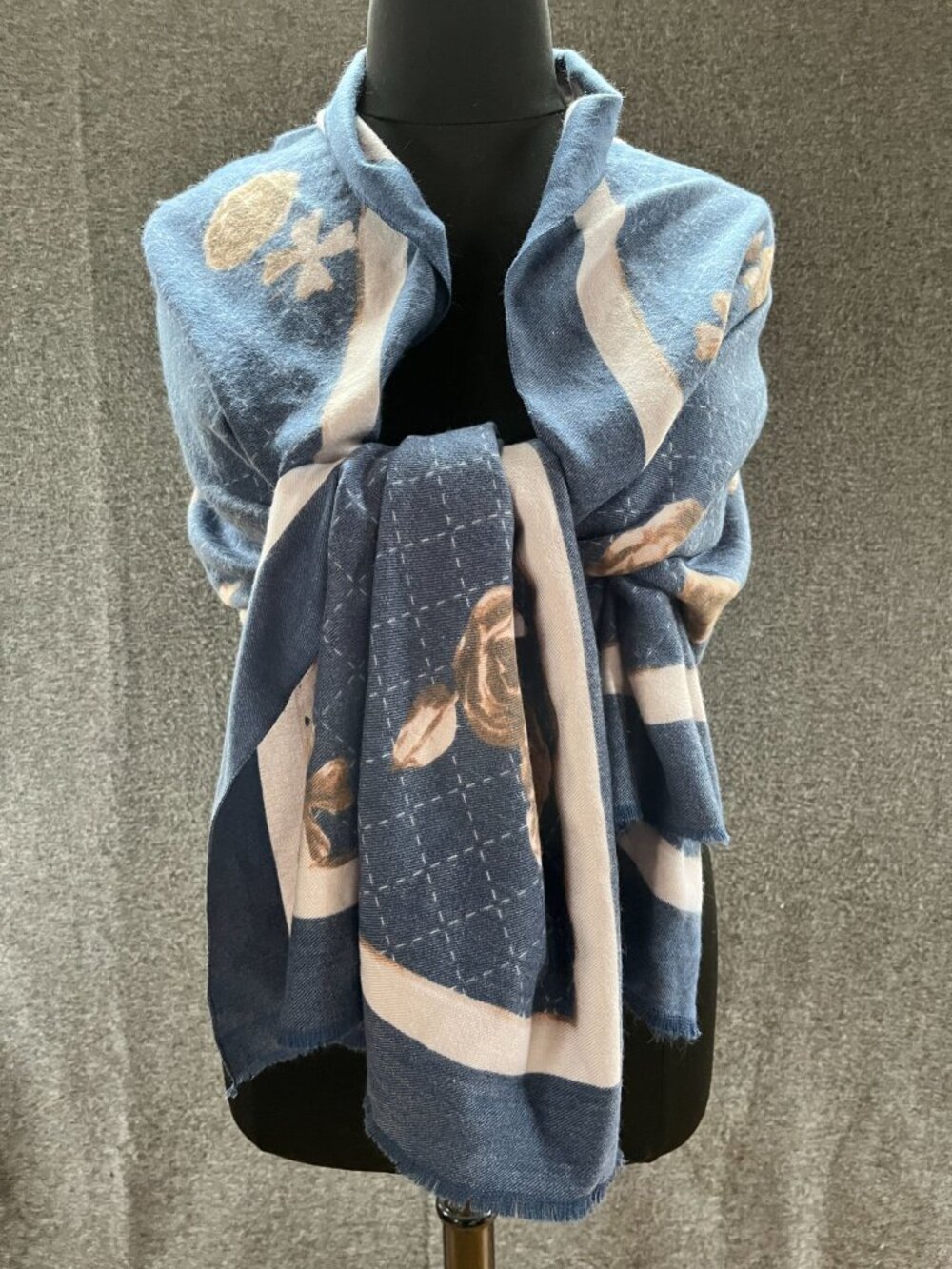 27x74 blue tan floral scarf shoulder wrap drape Pretty Persuasions NWT